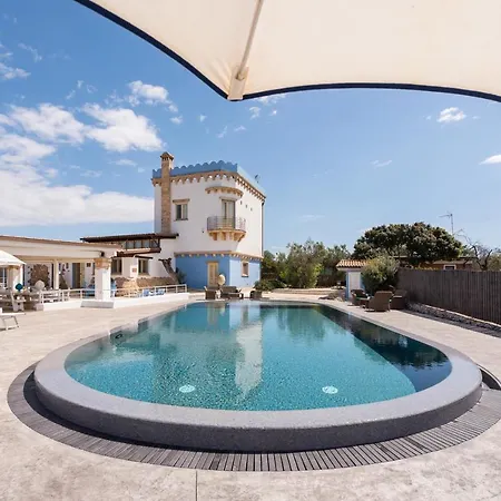 Emilia Villa *